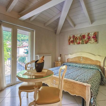 Villa Liberty Darfo Boario Terme Exterior photo